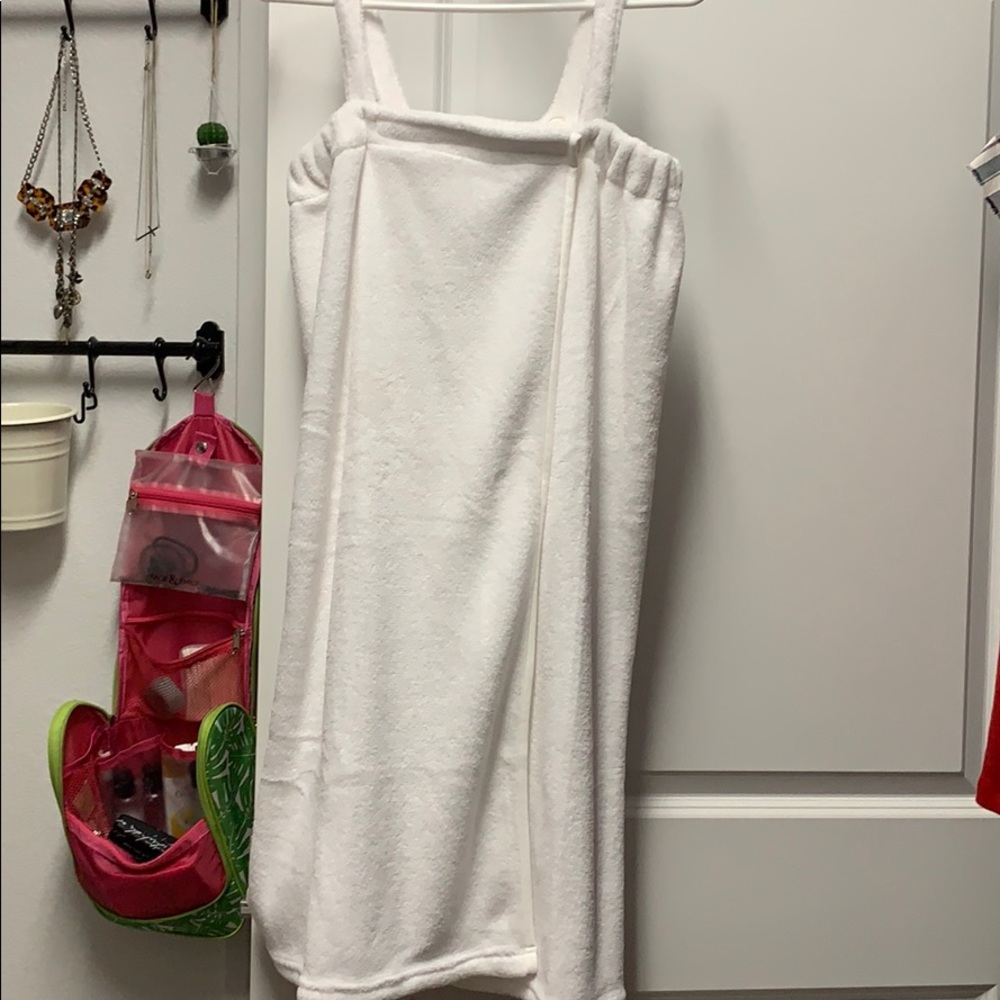 Adjustable Towel Wrap